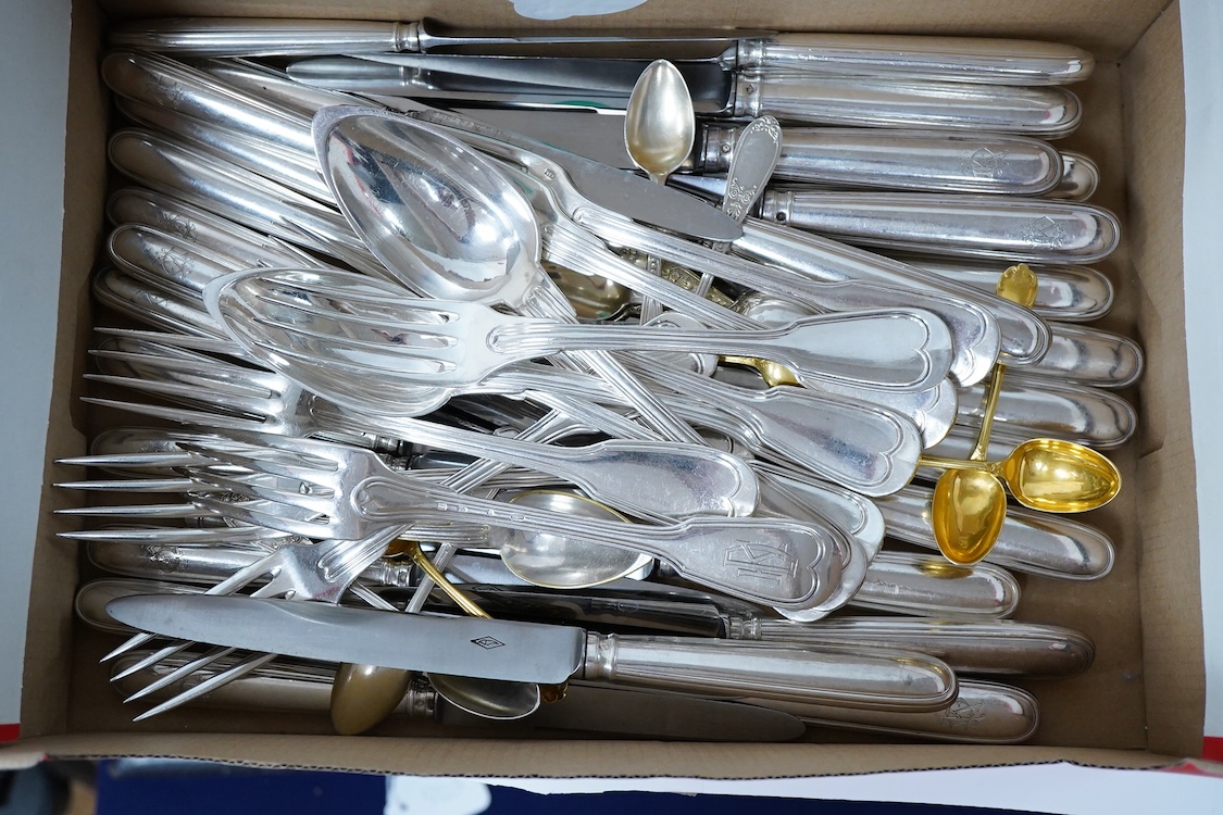 A set of eighteen early 20th century French 950 standard white metal handle steel table knives and thirteen dessert knives, by Emile Puiforcat, table knife 25.1cm, together with a small quantity of assorted plated flatwa